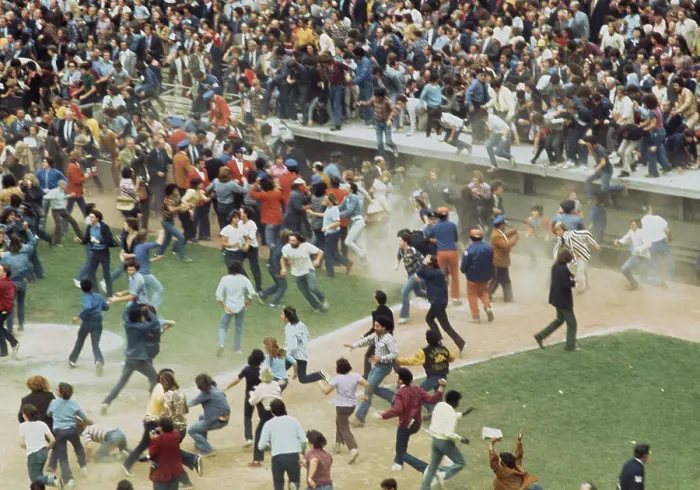Framed Print : Fans On Field Of Shea Stadium Framed Print : Fans On Field Of Shea Stadium