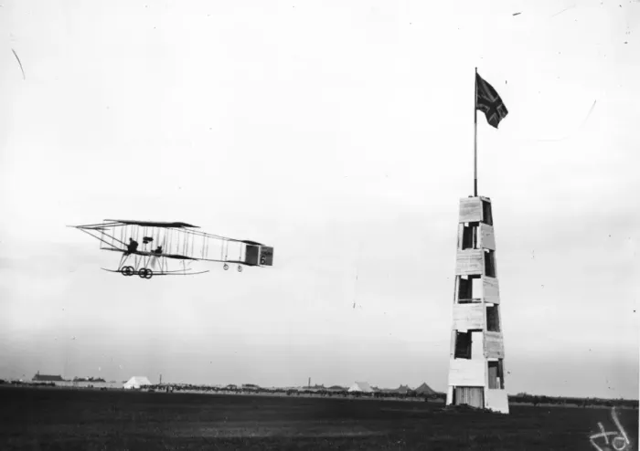 Framed Print : Farman Bi-plane Framed Print : Farman Bi-plane
