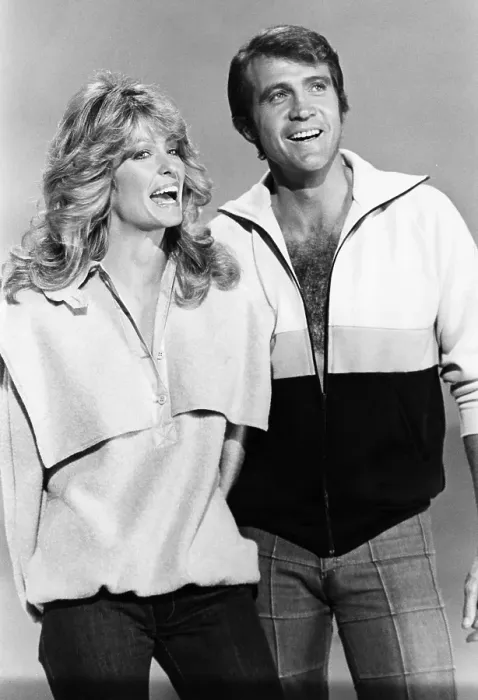 Framed Print : Farrah Fawcett And Lee Majors Framed Print : Farrah Fawcett And Lee Majors
