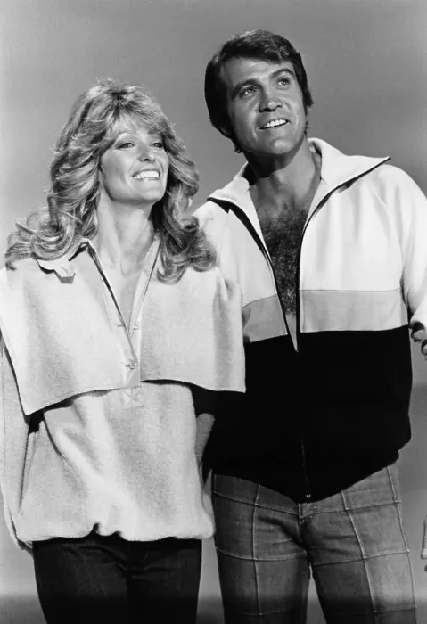 Framed Print : Farrah Fawcett And Lee Majors Framed Print : Farrah Fawcett And Lee Majors