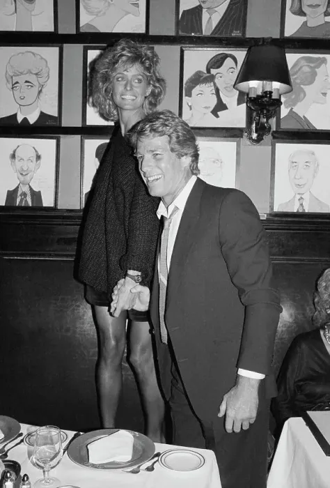 Framed Print : Farrah Fawcett and Ryan O'Neal at Sardi's Framed Print : Farrah Fawcett and Ryan O'Neal at Sardi's