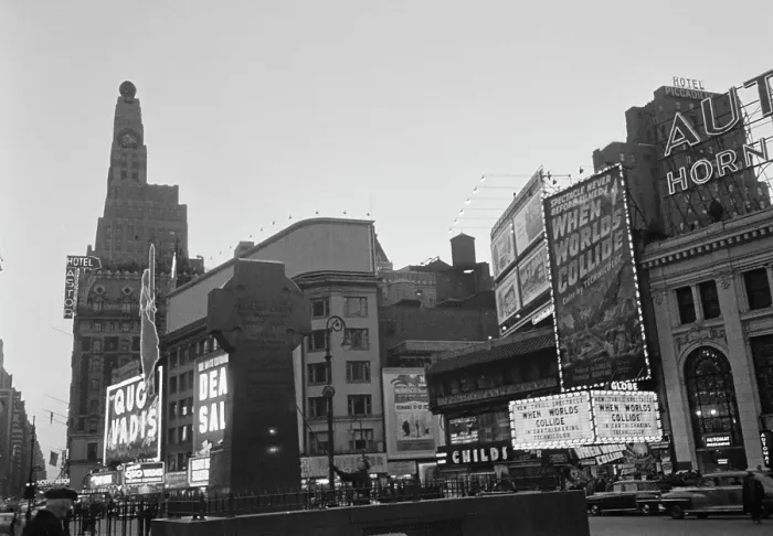 Framed Print : Father Duffy Square Framed Print : Father Duffy Square