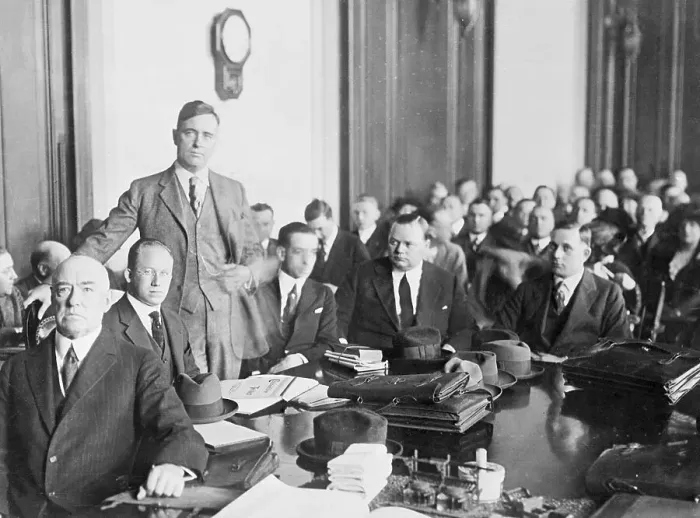 Framed Print : Fatty Arbuckle and Defense Team in Court