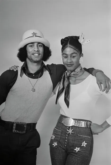 Framed Print : Fawn Quiñones And Shebba Doo Quinones - Soul Train Dancers Framed Print : Fawn Quiñones And Shebba Doo Quinones - Soul Train Dancers