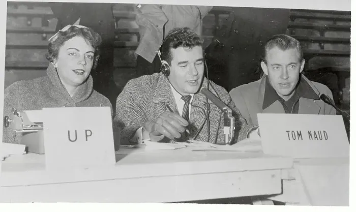 Framed Print : Faye Loyd, Tom Naud & Jerry Hyanes Covering the First Today Ball Framed Print : Faye Loyd, Tom Naud & Jerry Hyanes Covering the First Today Ball