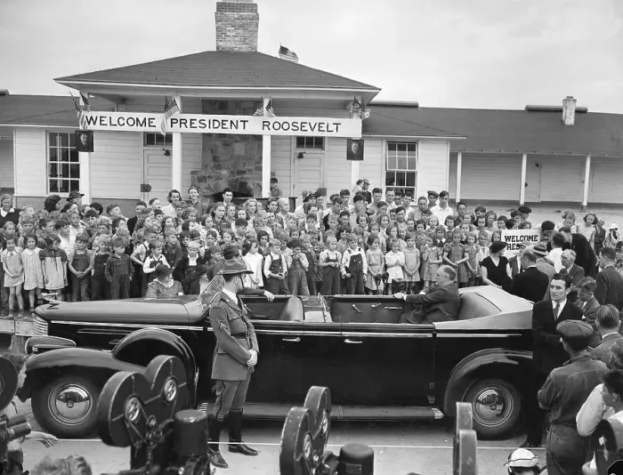 Framed Print : F.D. Roosevelt In Auto Outside School Framed Print : F.D. Roosevelt In Auto Outside School