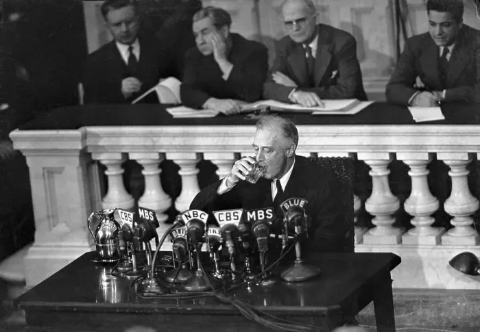 Framed Print : Fd Roosevelt In House Of Representatives Framed Print : Fd Roosevelt In House Of Representatives