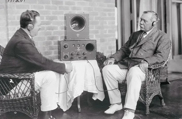 Framed Print : F.D. Waller Explaining the Radio to Sir Arthur Conan Doyle Framed Print : F.D. Waller Explaining the Radio to Sir Arthur Conan Doyle