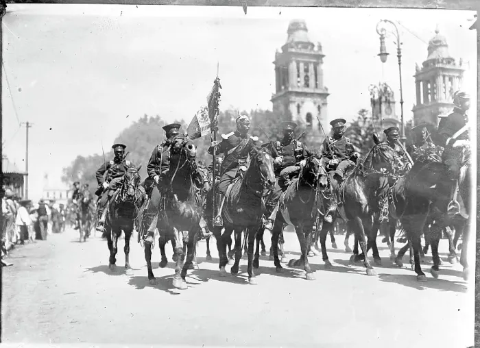 Framed Print : Federal Troops on Parade in Mexico City
