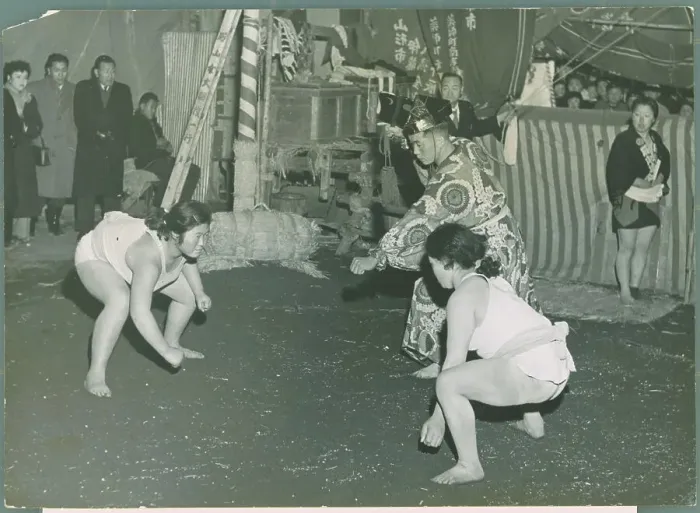 Framed Print : Female Japanese Wrestlers Starting Bout Framed Print : Female Japanese Wrestlers Starting Bout