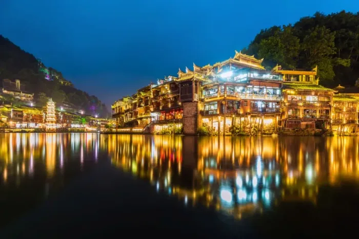 Framed Print : Fenghuang Ancient City, Hunan, China Framed Print : Fenghuang Ancient City, Hunan, China