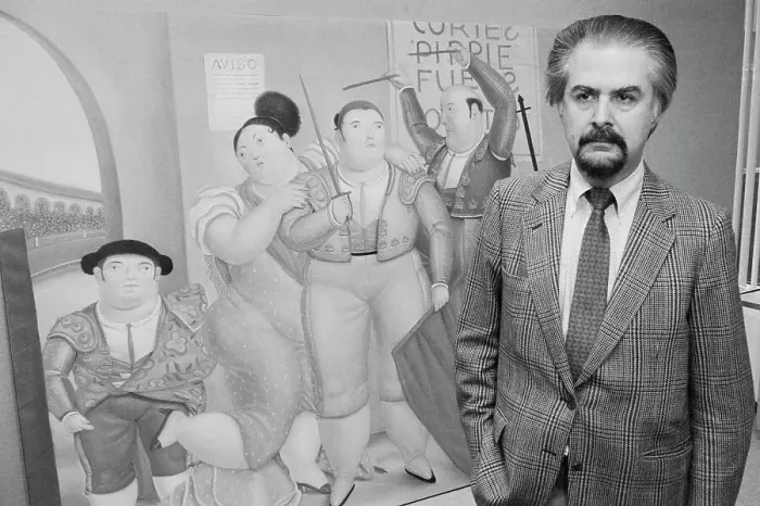 Framed Print : Fernando Botero Posing with His Painting Framed Print : Fernando Botero Posing with His Painting
