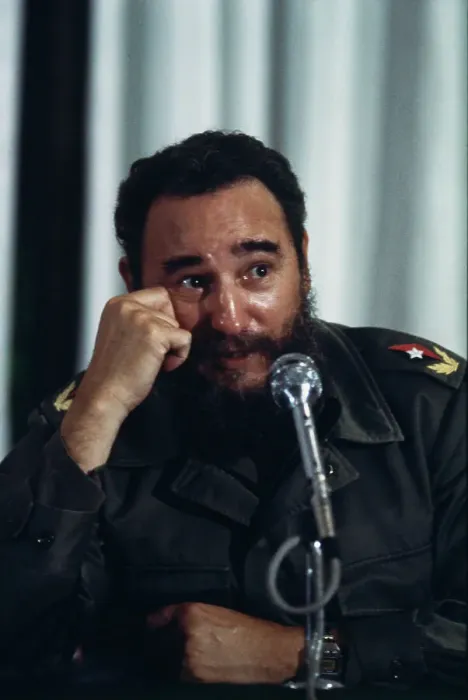 Framed Print : Fidel Castro Framed Print : Fidel Castro