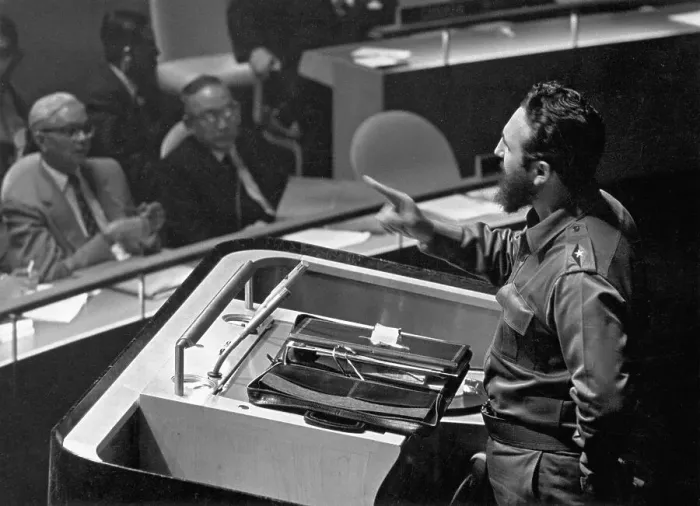 Framed Print : Fidel Castro Addressing United Nations Framed Print : Fidel Castro Addressing United Nations