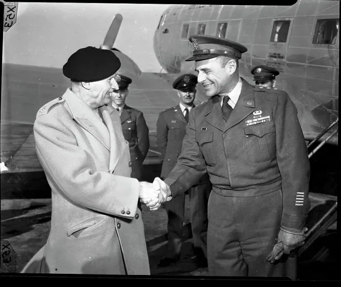 Framed Print : Field Marshal Montgomery and Lt-Gen. Ridgeway Framed Print : Field Marshal Montgomery and Lt-Gen. Ridgeway
