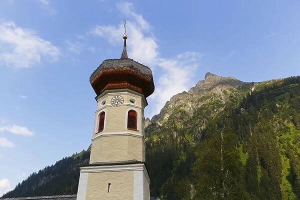 Filial Church of St. Mary Magdalene, Gargellen, in front of Schmalzberg Mountain, Montafon, Vorarlberg, Austria