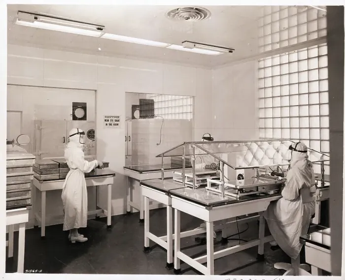 Framed Print : Filling Room in Plant Framed Print : Filling Room in Plant
