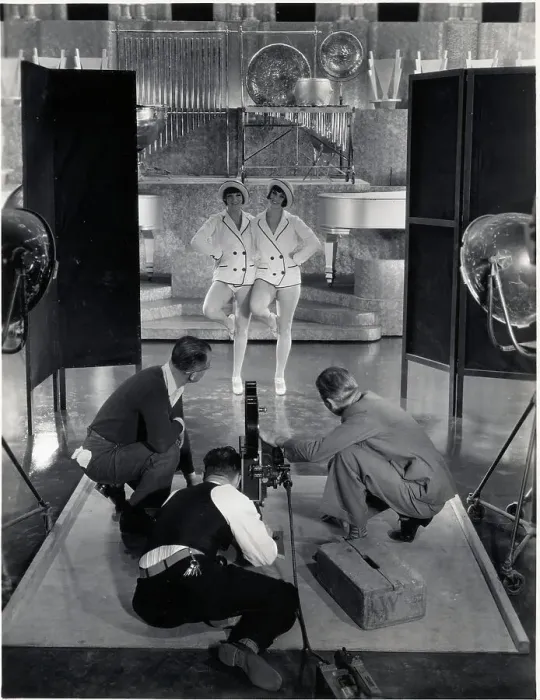Framed Print : Filming The Sisters G At Universal