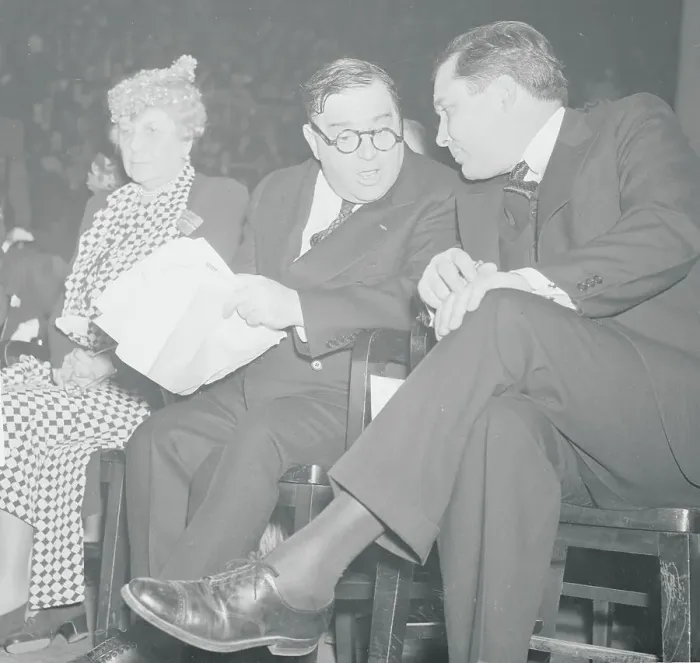 Framed Print : Fiorello H. La Guardia Conversing with Wendell Wilkie Framed Print : Fiorello H. La Guardia Conversing with Wendell Wilkie