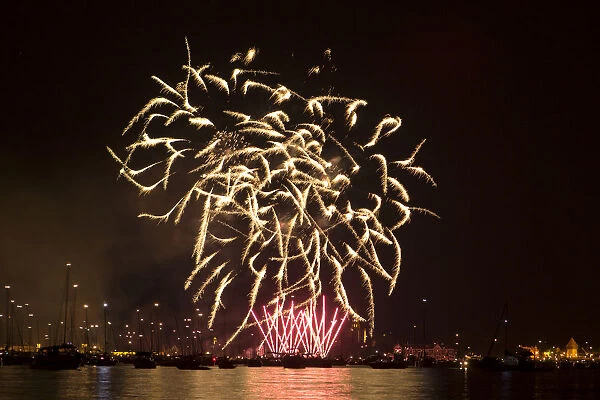 Fireworks during Seenachtsfest festival in Konstanz, Lake Constance, Baden-Wuerttemberg, Germany, Europe, PublicGround