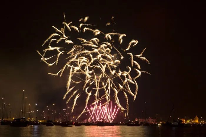 Framed Print : Fireworks during Seenachtsfest festival in Konstanz, Lake Constance, Baden-Wuerttemberg, Germany, Europe, PublicGround Framed Print : Fireworks during Seenachtsfest festival in Konstanz, Lake Constance, Baden-Wuerttemberg, Germany, Europe, PublicGround