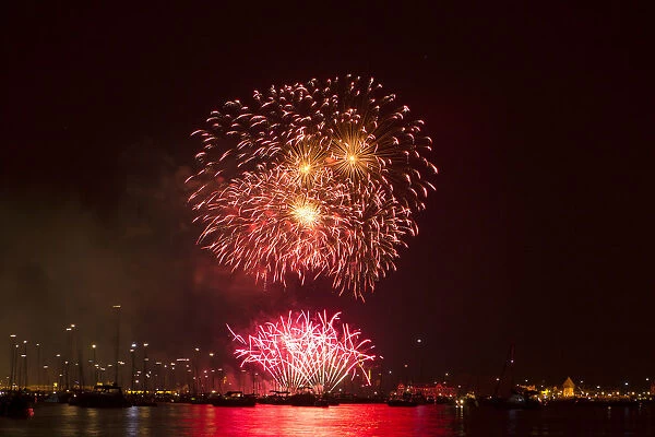 Fireworks during Seenachtsfest festival in Konstanz, Lake Constance, Baden-Wuerttemberg, Germany, Europe, PublicGround