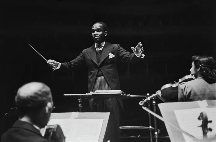 Framed Print : First Musician Of African Descent Plays The Royal Albert Hall Framed Print : First Musician Of African Descent Plays The Royal Albert Hall