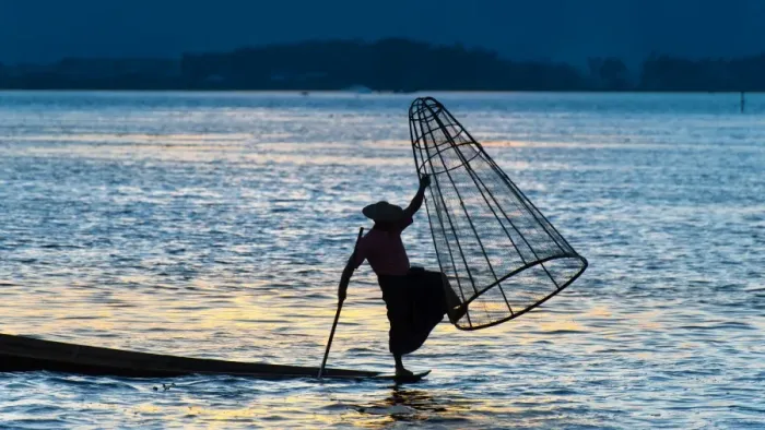 Framed Print : Fisherman at inle lake