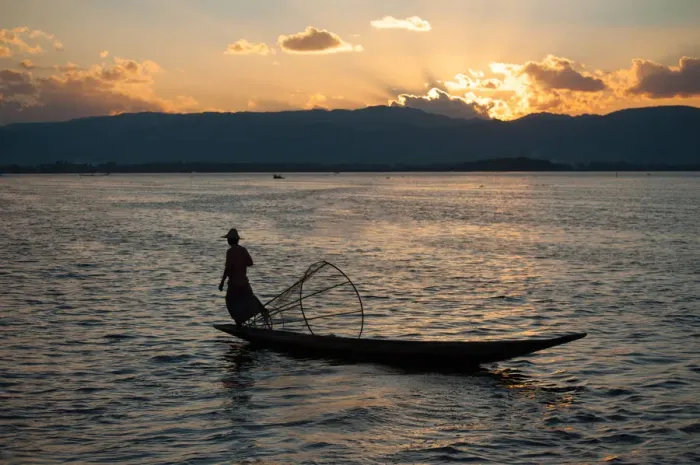 Framed Print : Fisherman at inle lake Framed Print : Fisherman at inle lake