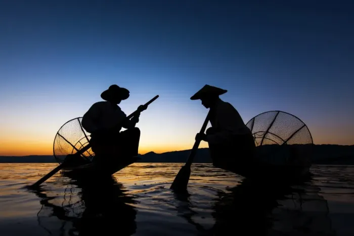 Framed Print : Fishermen at Inle lake Framed Print : Fishermen at Inle lake