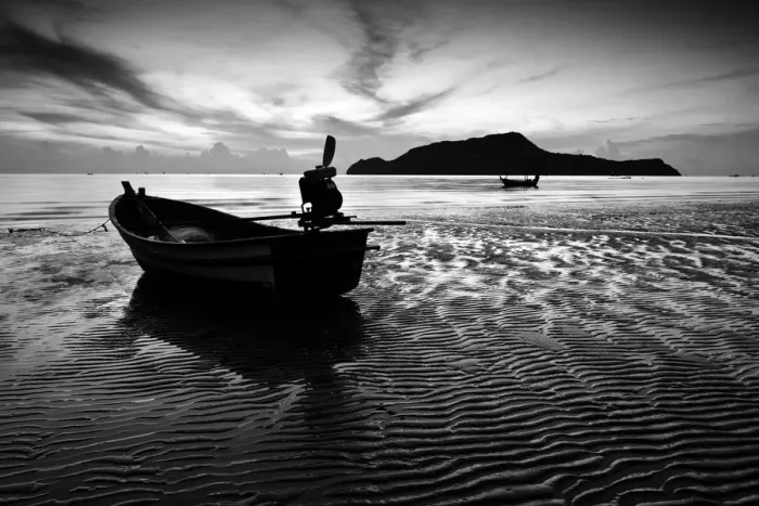 Framed Print : Fishing boat on Samroiyod beach Framed Print : Fishing boat on Samroiyod beach