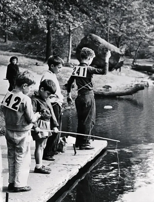 Framed Print : Fishing contest for children in Central Park, New York City, New York State, USA Framed Print : Fishing contest for children in Central Park, New York City, New York State, USA