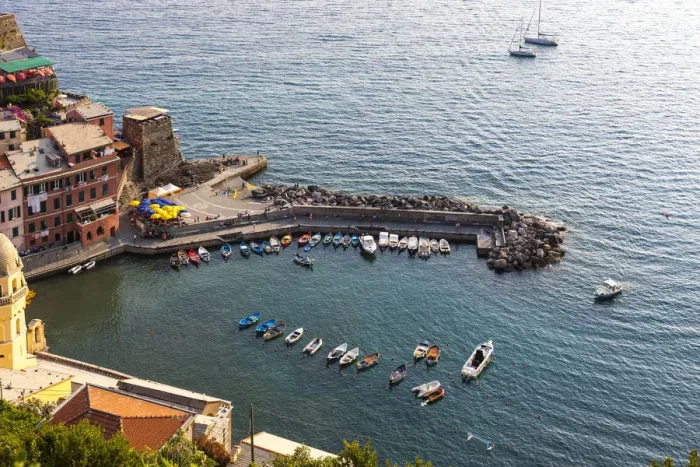 Framed Print : Fishing village of Vernazza, Cinque Terre, UNESCO World Heritage Site, Riviera di Liguria, Vernazza province, Liguria, Italy Framed Print : Fishing village of Vernazza, Cinque Terre, UNESCO World Heritage Site, Riviera di Liguria, Vernazza province, Liguria, Italy