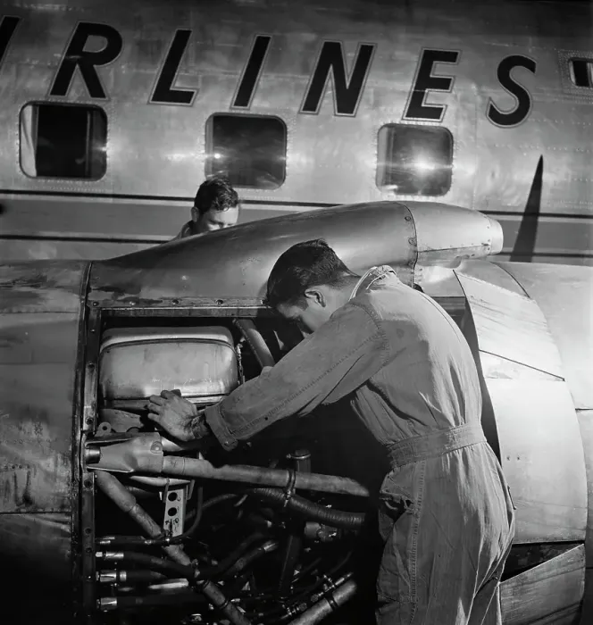 Framed Print : Flagship Philadelphia, Lockheed Constellation Framed Print : Flagship Philadelphia, Lockheed Constellation