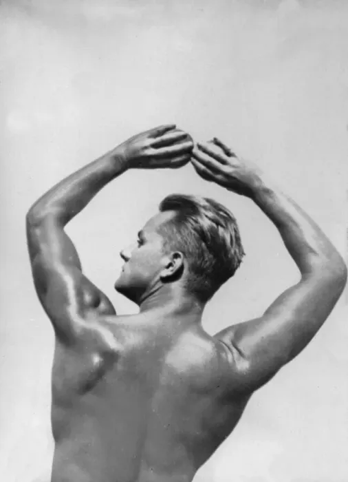 Framed Print : Flex Those Lats Framed Print : Flex Those Lats
