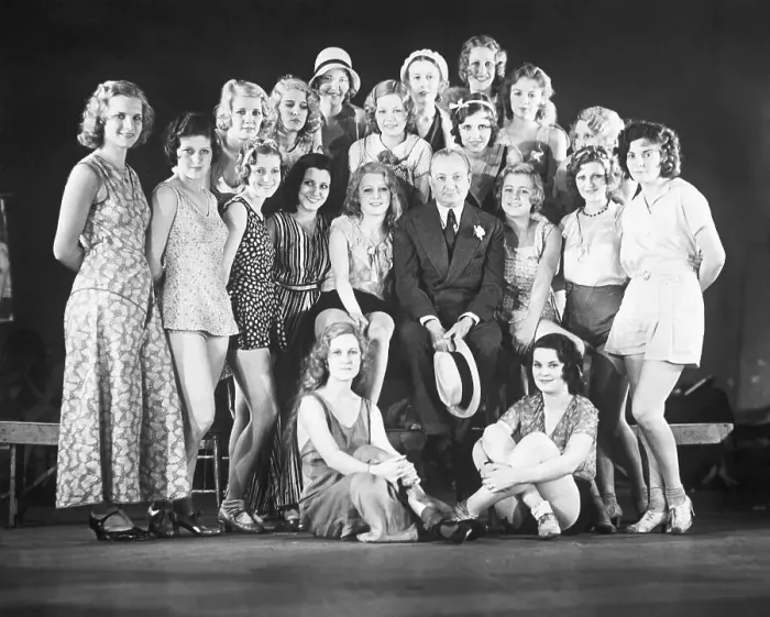 Framed Print : Flo Ziegfeld Posing with Revue Girls Framed Print : Flo Ziegfeld Posing with Revue Girls