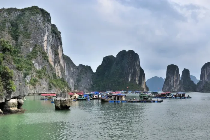 Framed Print : Floating village, Halong Bay, Vietnam, Southeast Asia Framed Print : Floating village, Halong Bay, Vietnam, Southeast Asia