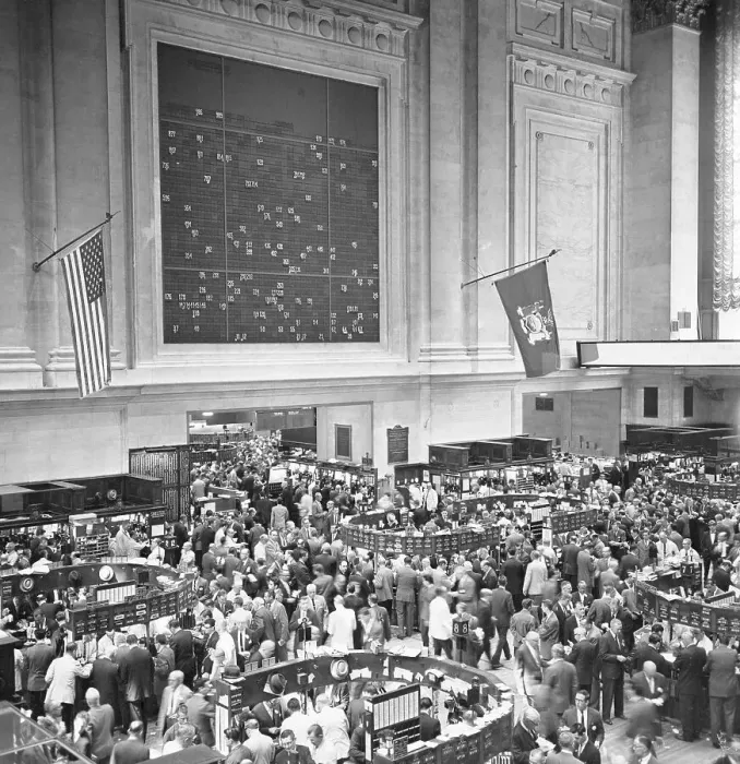 Framed Print : Floor of Stock Exchange Framed Print : Floor of Stock Exchange