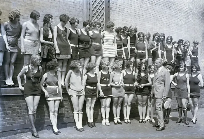 Framed Print : Florenz Ziegfeld Looking at Beauty Contestants in Swimwear Framed Print : Florenz Ziegfeld Looking at Beauty Contestants in Swimwear