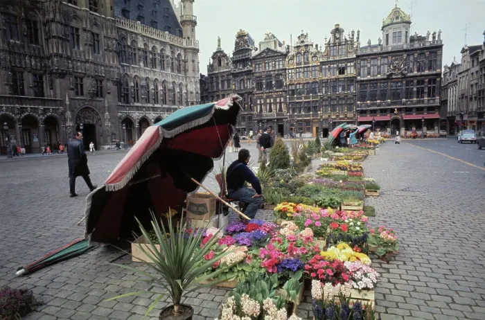 Framed Print : Flowers Selling on the Street Framed Print : Flowers Selling on the Street