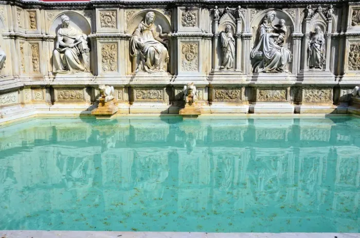 Framed Print : Fonte gaia Framed Print : Fonte gaia