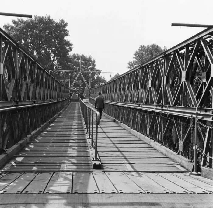 Framed Print : Over The Footbridge in Battersea Park, London Framed Print : Over The Footbridge in Battersea Park, London