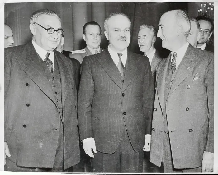 Framed Print : Foreign Minister Conference Framed Print : Foreign Minister Conference