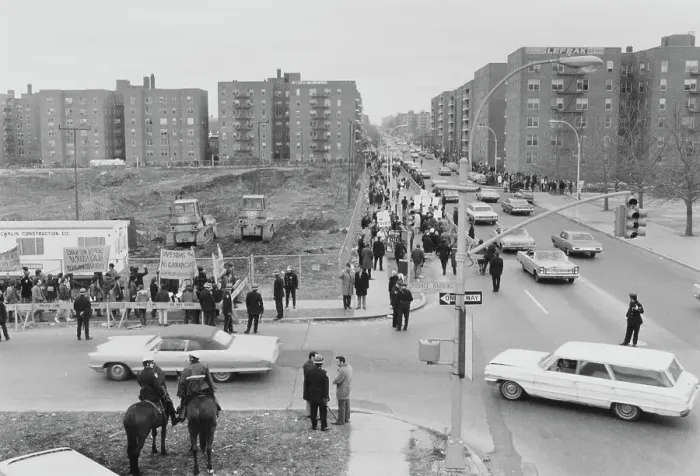 Framed Print : Forest Hills Low-Income Housing Project Protest, 1971 Framed Print : Forest Hills Low-Income Housing Project Protest, 1971