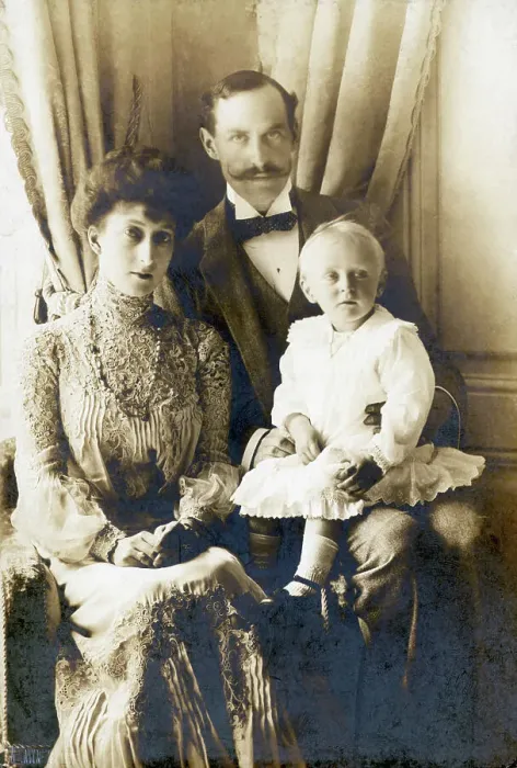 Framed Print : Formal Portrait Norway'S Royal Family