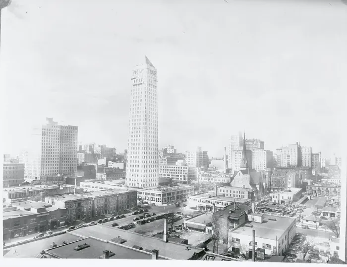 Framed Print : Foshay Tower Framed Print : Foshay Tower