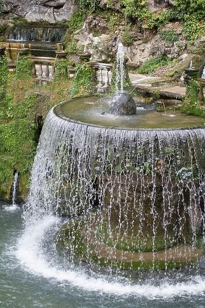 Fountain. Villa d Este gardens. Tivoli. Italy