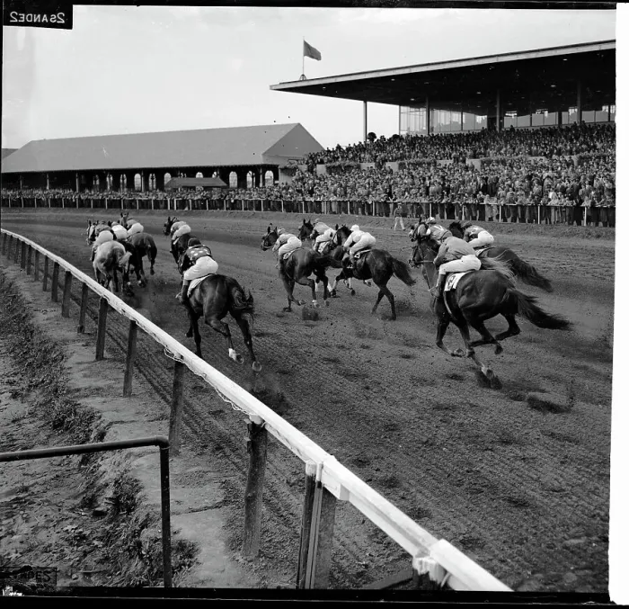 Framed Print : Fourth Race at the Empire City Meet Framed Print : Fourth Race at the Empire City Meet