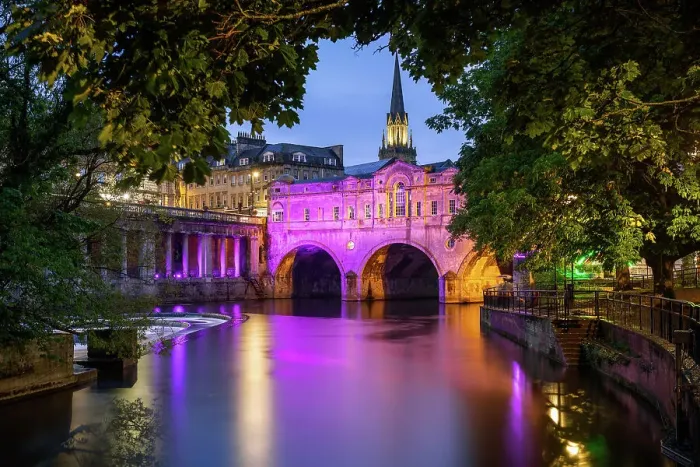 Framed Print : Framed, Pulteney Bridge, River Avon, Bath, Somerset, England Framed Print : Framed, Pulteney Bridge, River Avon, Bath, Somerset, England