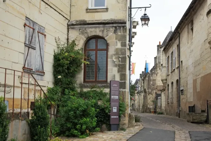 Framed Print : France, Chinon Framed Print : France, Chinon